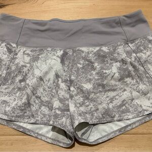 Lululemon Athletica Gray Athletic Shorts with Modern Pattern